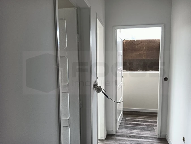 Moradia T3 para Venda em Barrô e Aguada de Baixo Foto 24