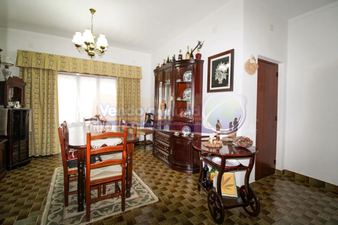 Moradia T4 para Venda em Marinhais Foto 8