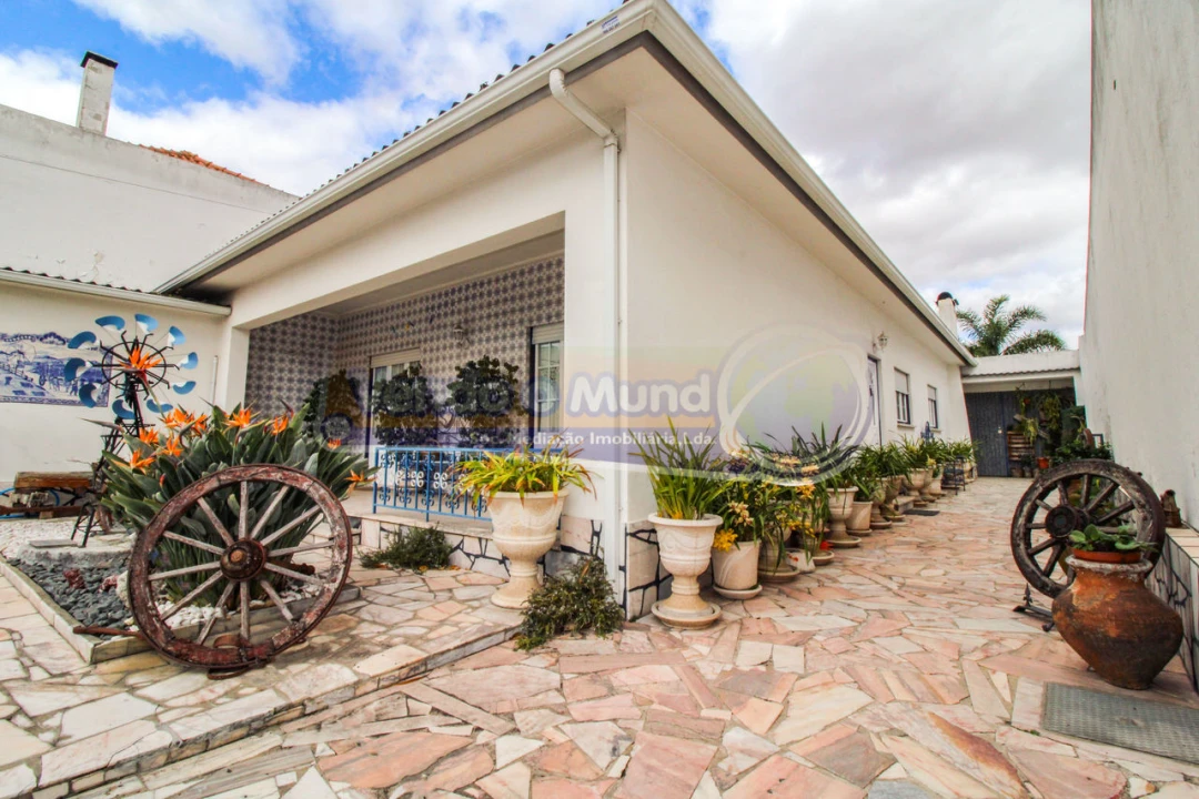 Moradia T4 para Venda em Marinhais Foto 3