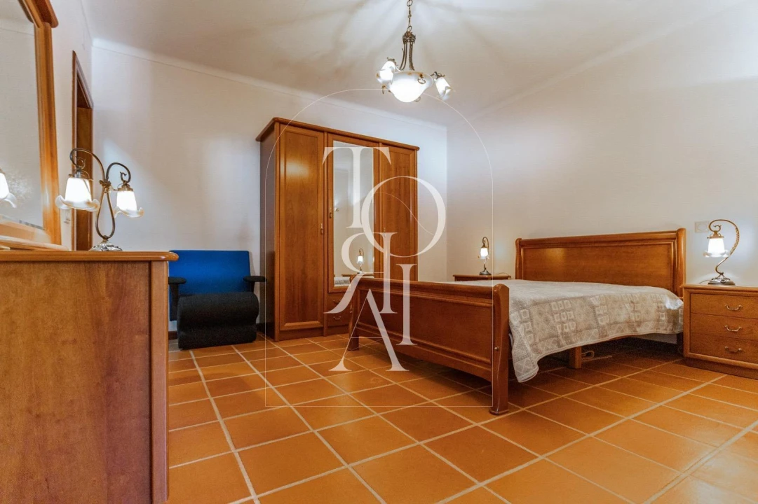 Quinta T9 para Venda em Malhou, Louriceira e Espinheiro Foto 19