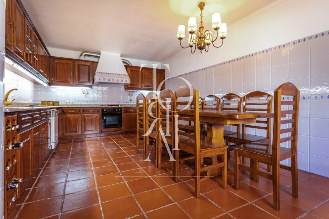 Quinta T9 para Venda em Malhou, Louriceira e Espinheiro Foto 17