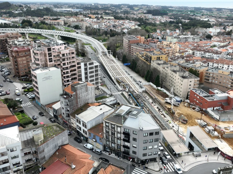 Apartamento T2 para Venda em Mafamude e Vilar do Paraíso Foto 10