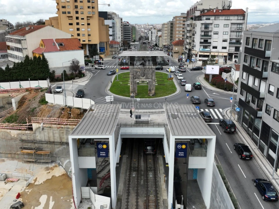 Apartamento T2 para Venda em Mafamude e Vilar do Paraíso Foto 15
