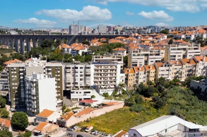 Apartamento T1 para Venda em Campolide