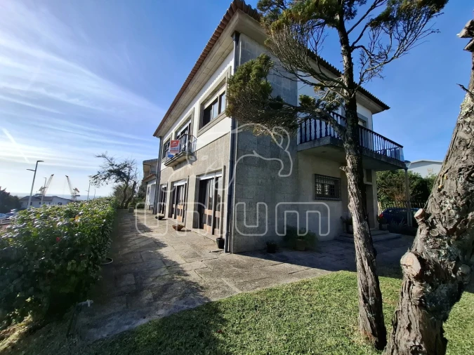 Moradia T5 para Venda em Santa Maria Maior e Monserrate e Meadela Foto 36