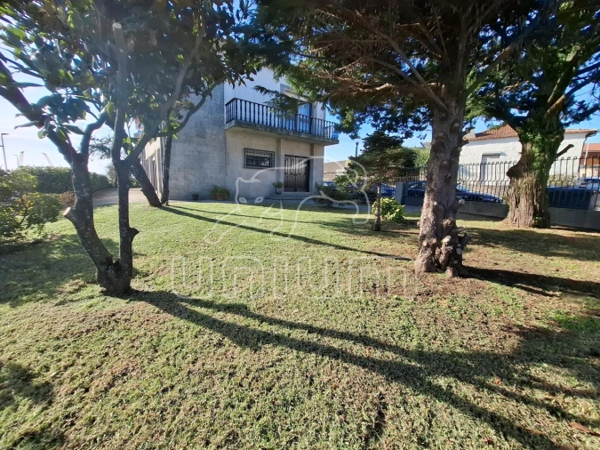 Moradia T5 para Venda em Santa Maria Maior e Monserrate e Meadela Foto 38