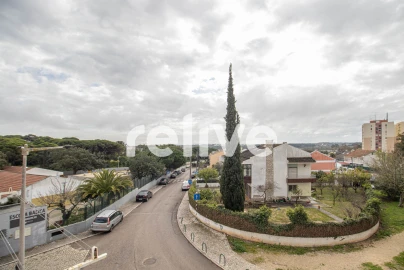 Apartamento T2 para Venda em Corroios