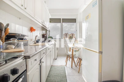 Apartamento T2 para Venda em Corroios
