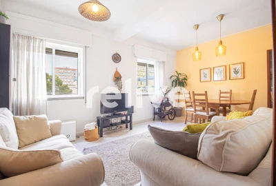 Apartamento T2 para Venda em Corroios
