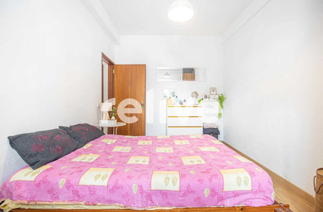 Apartamento T2 para Venda em Corroios Foto 14