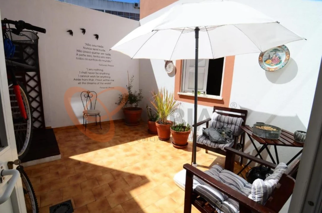 Apartamento T3 para Venda em Silves Foto 13