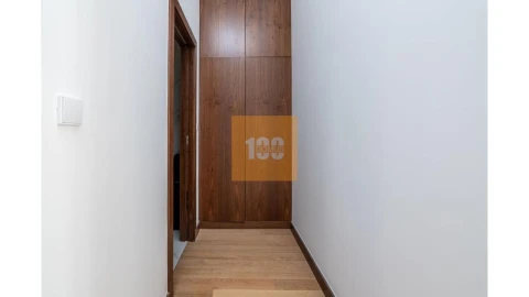 Apartamento T1 para Venda em Cedofeita, Santo Ildefonso, Sé, Miragaia, São Nicolau e Vitória