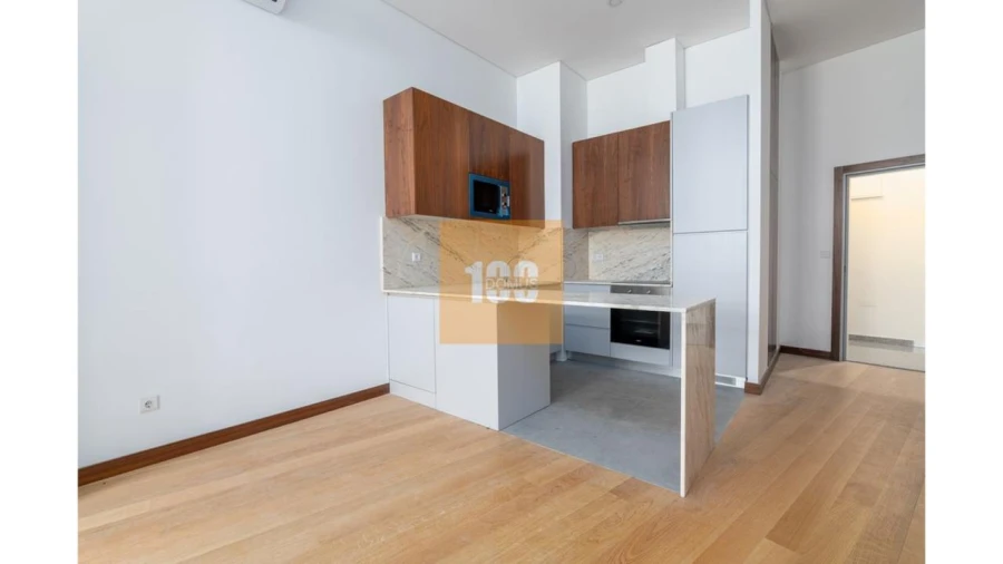 Apartamento T1 para Venda em Cedofeita, Santo Ildefonso, Sé, Miragaia, São Nicolau e Vitória Foto 5