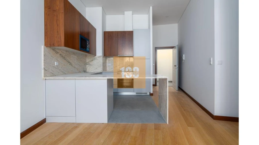 Apartamento T1 para Venda em Cedofeita, Santo Ildefonso, Sé, Miragaia, São Nicolau e Vitória Foto 8