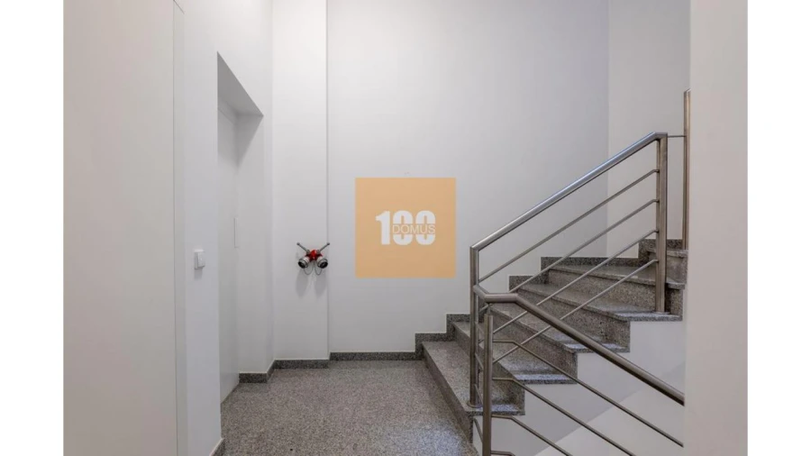 Apartamento T1 para Venda em Cedofeita, Santo Ildefonso, Sé, Miragaia, São Nicolau e Vitória Foto 16