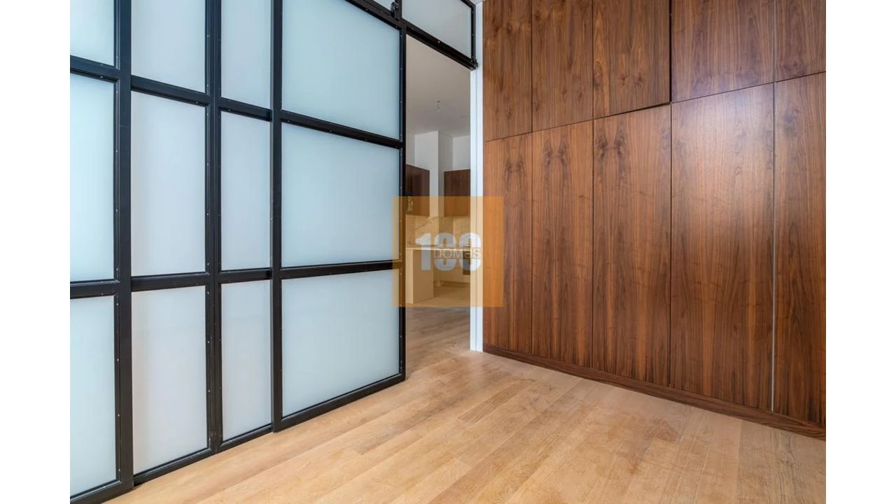Apartamento T1 para Venda em Cedofeita, Santo Ildefonso, Sé, Miragaia, São Nicolau e Vitória Foto 3