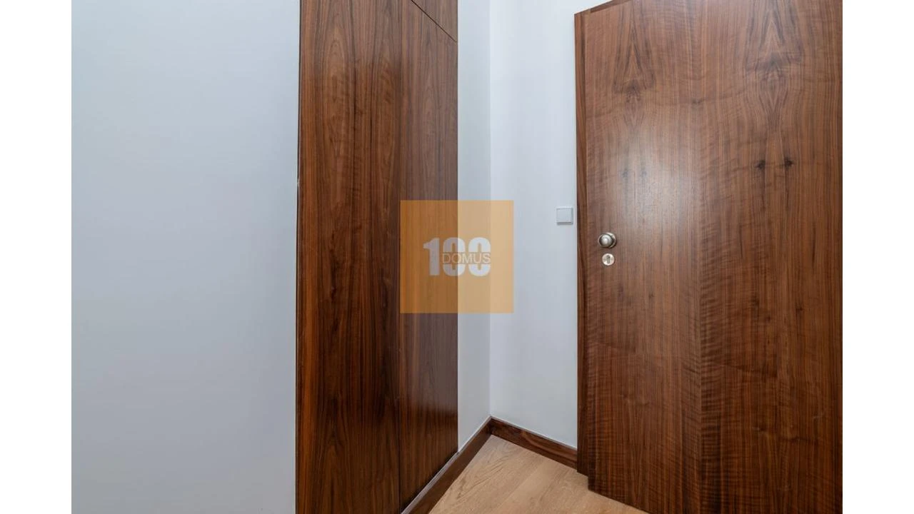 Apartamento T1 para Venda em Cedofeita, Santo Ildefonso, Sé, Miragaia, São Nicolau e Vitória Foto 11