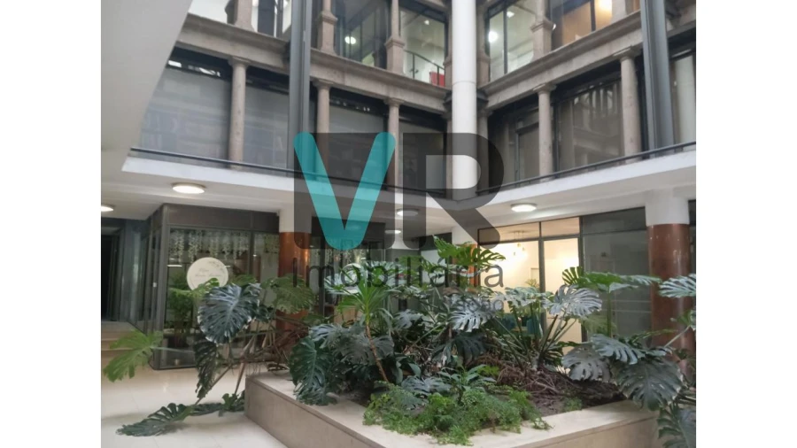 Negócio para Arrendamento em Braga (São José de São Lázaro e São João do Souto) Foto 2