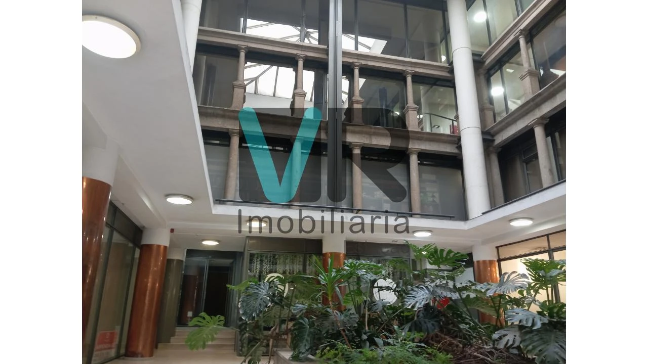 Negócio para Arrendamento em Braga (São José de São Lázaro e São João do Souto) Foto 3