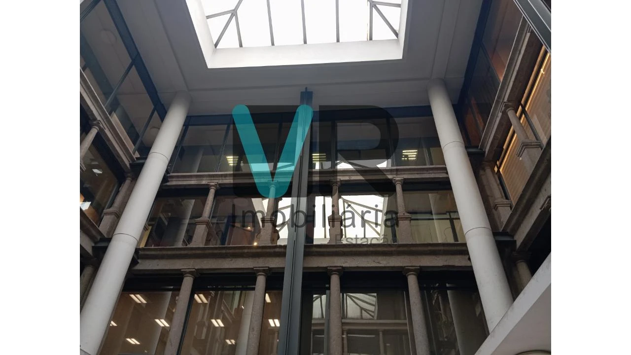 Negócio para Arrendamento em Braga (São José de São Lázaro e São João do Souto) Foto 1