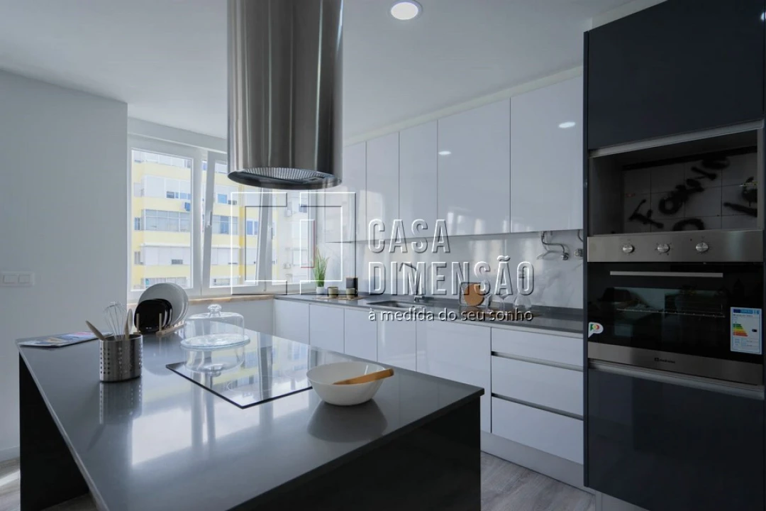 Apartamento T4 para Venda em Benfica Foto 25