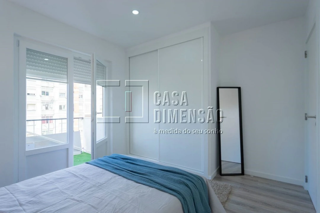 Apartamento T4 para Venda em Benfica Foto 42