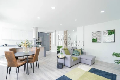 Apartamento T4 para Venda em Benfica