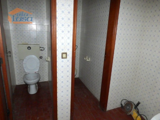 Loja para Arrendamento em Paranhos Foto 3