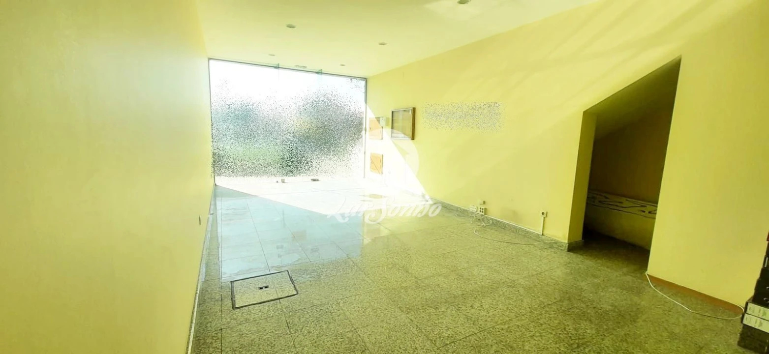 Loja para Arrendamento em Aguçadoura e Navais Foto 1