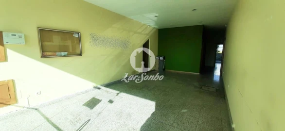 Loja para Arrendamento em Aguçadoura e Navais