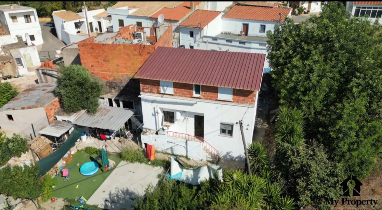 Moradia T4 para Venda em Paderne Foto 1