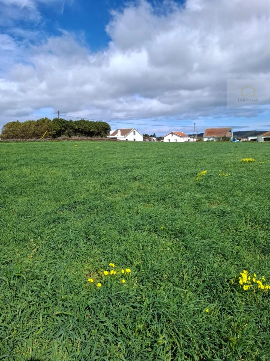 Terreno para Venda em Praia da Vitoria (Santa Cruz) Foto 11