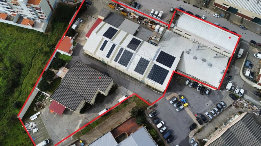 Armazém para Venda em São Domingos de Rana Foto 2