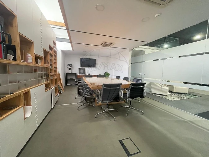 Armazém para Venda em São Domingos de Rana Foto 12