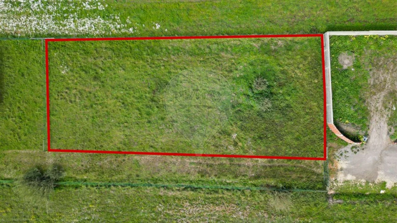Terreno para Venda em A dos Cunhados e Maceira Foto 1