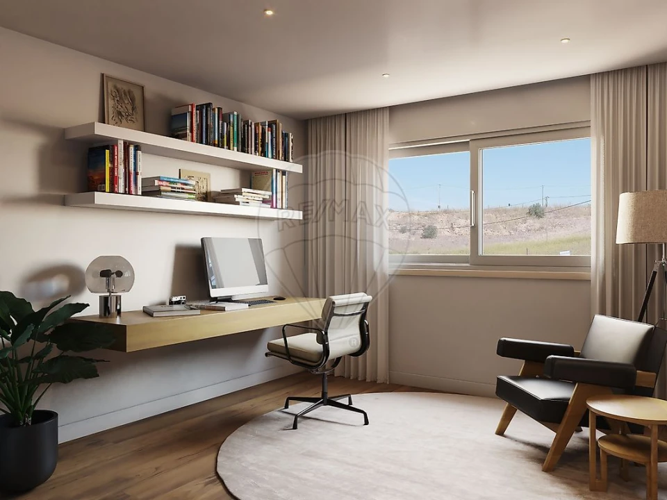 Moradia T4 para Venda em Vialonga Foto 4