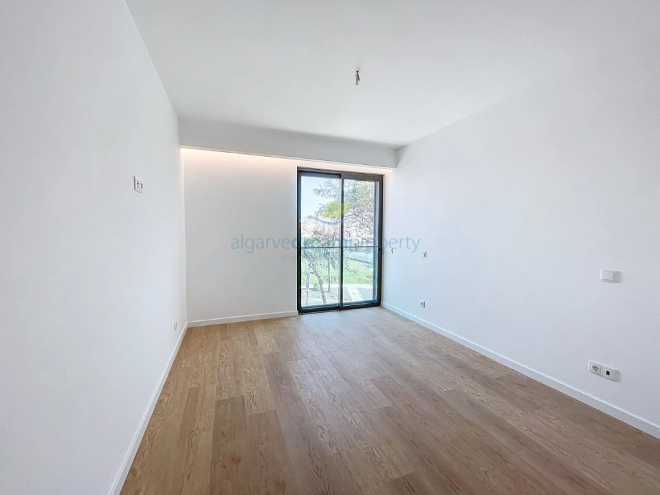 Apartamento T4 para Venda em Albufeira e Olhos de Água Foto 5
