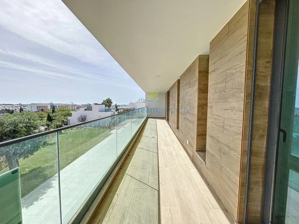 Apartamento T4 para Venda em Albufeira e Olhos de Água Foto 23