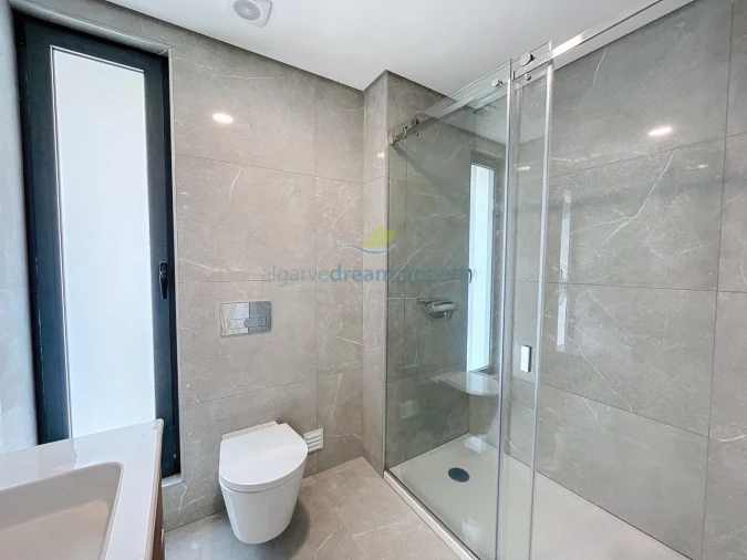 Apartamento T4 para Venda em Albufeira e Olhos de Água Foto 25