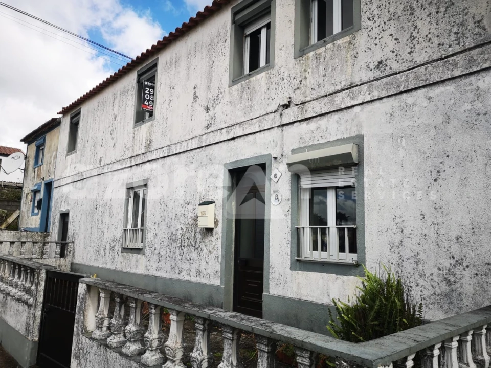 Moradia T3 para Venda em Nossa Senhora dos Remedios Foto 2