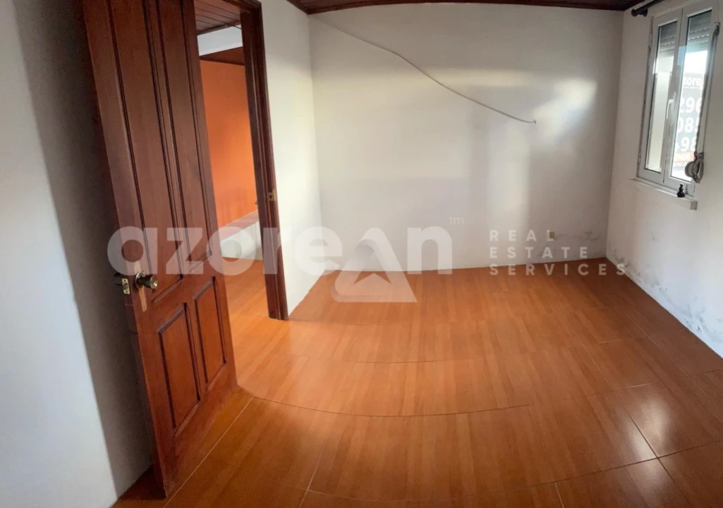 Moradia T3 para Venda em Nossa Senhora dos Remedios Foto 14