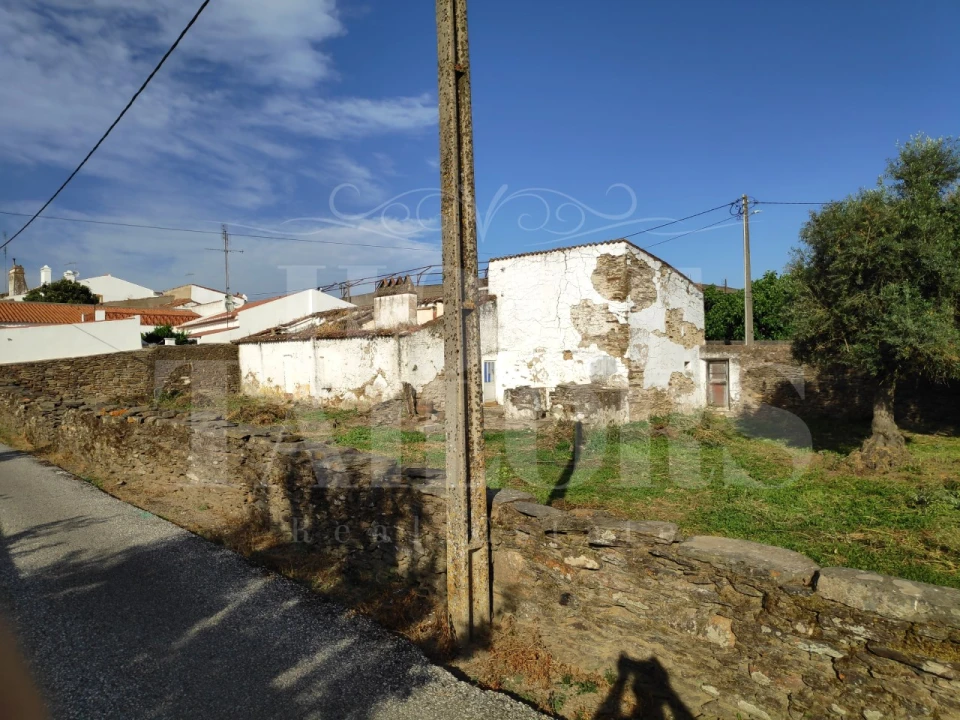 Moradia T1 para Venda em Veiros Foto 16