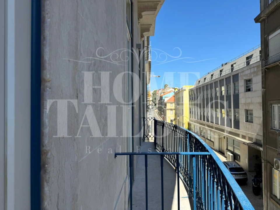 Apartamento T2 para Venda em Santo António Foto 8