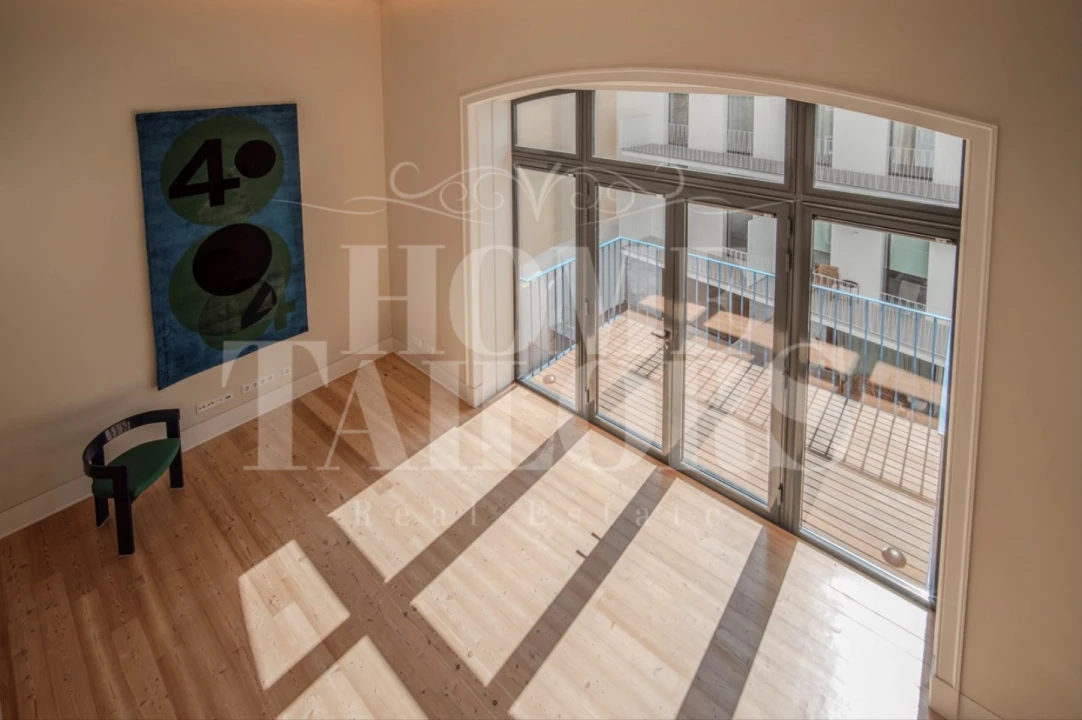 Apartamento T2 para Venda em Santo António Foto 1