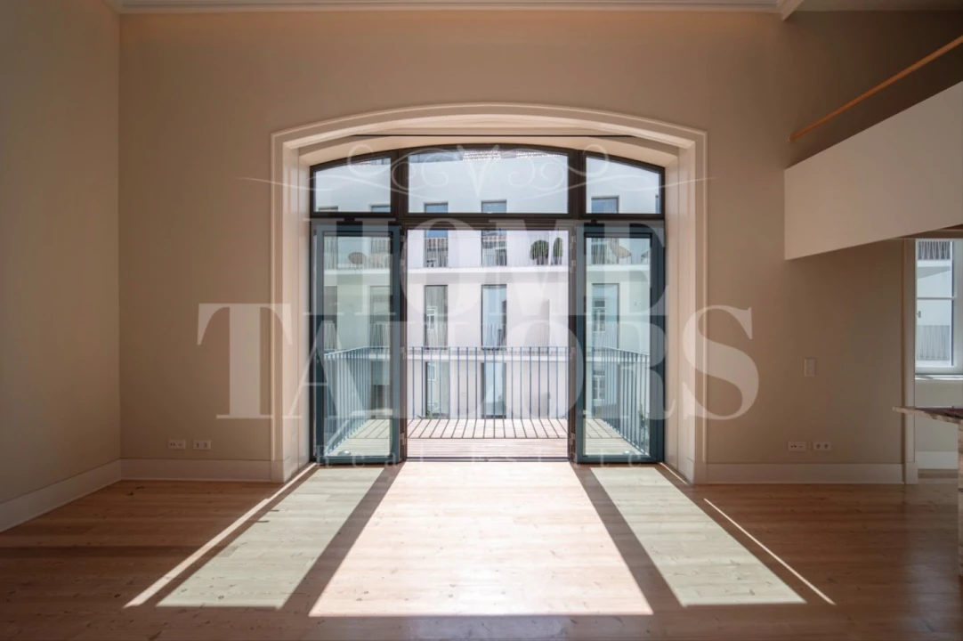 Apartamento T2 para Venda em Santo António Foto 30