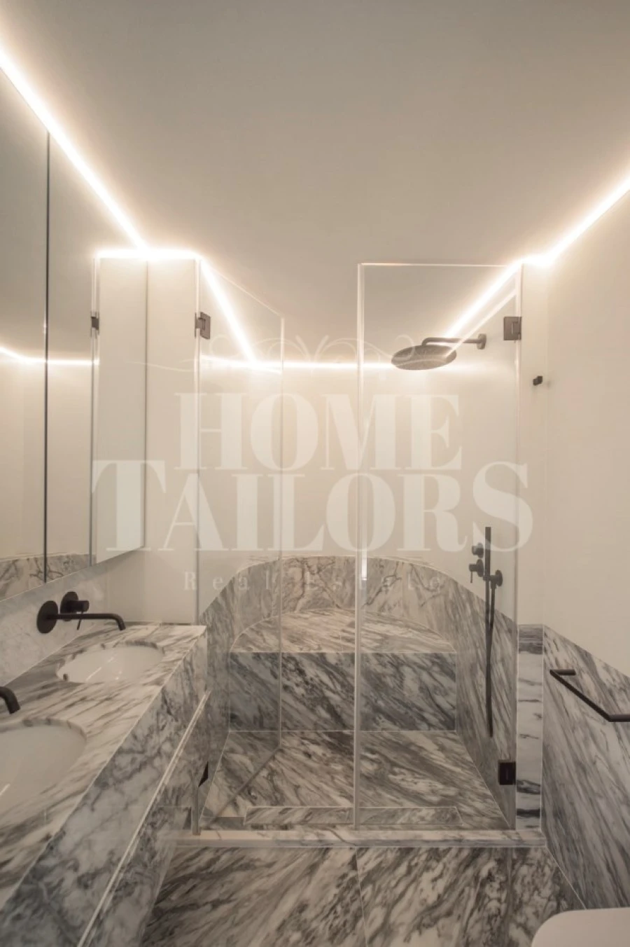Apartamento T2 para Venda em Santo António Foto 21