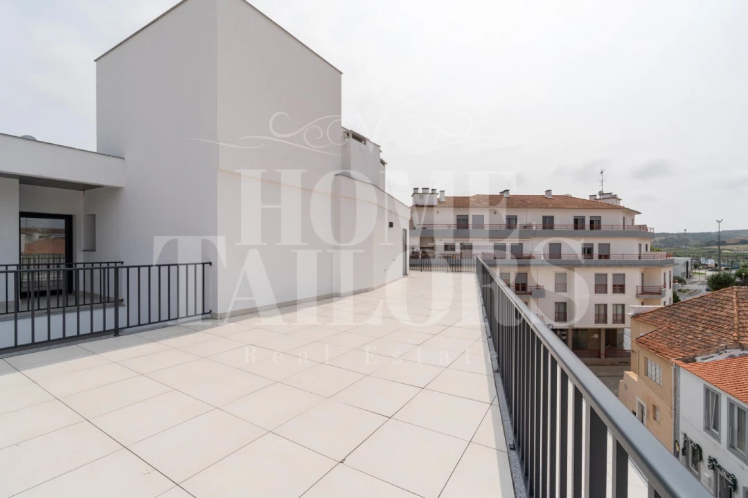 Apartamento T3 para Venda em Lourinhã e Atalaia Foto 8