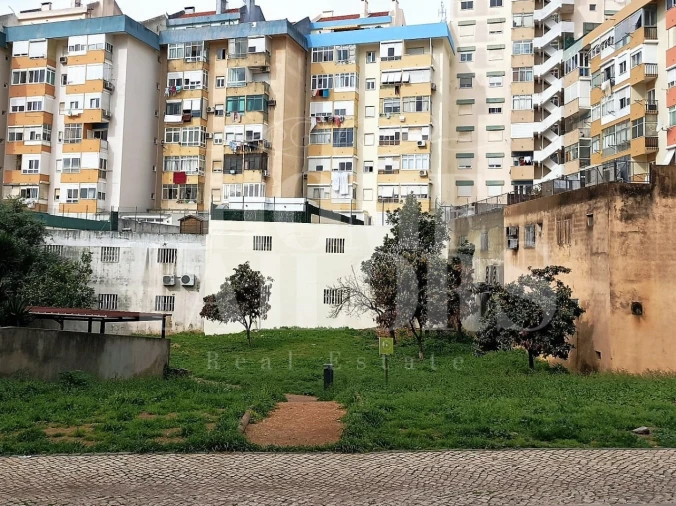 Terreno para Venda em Benfica Foto 8