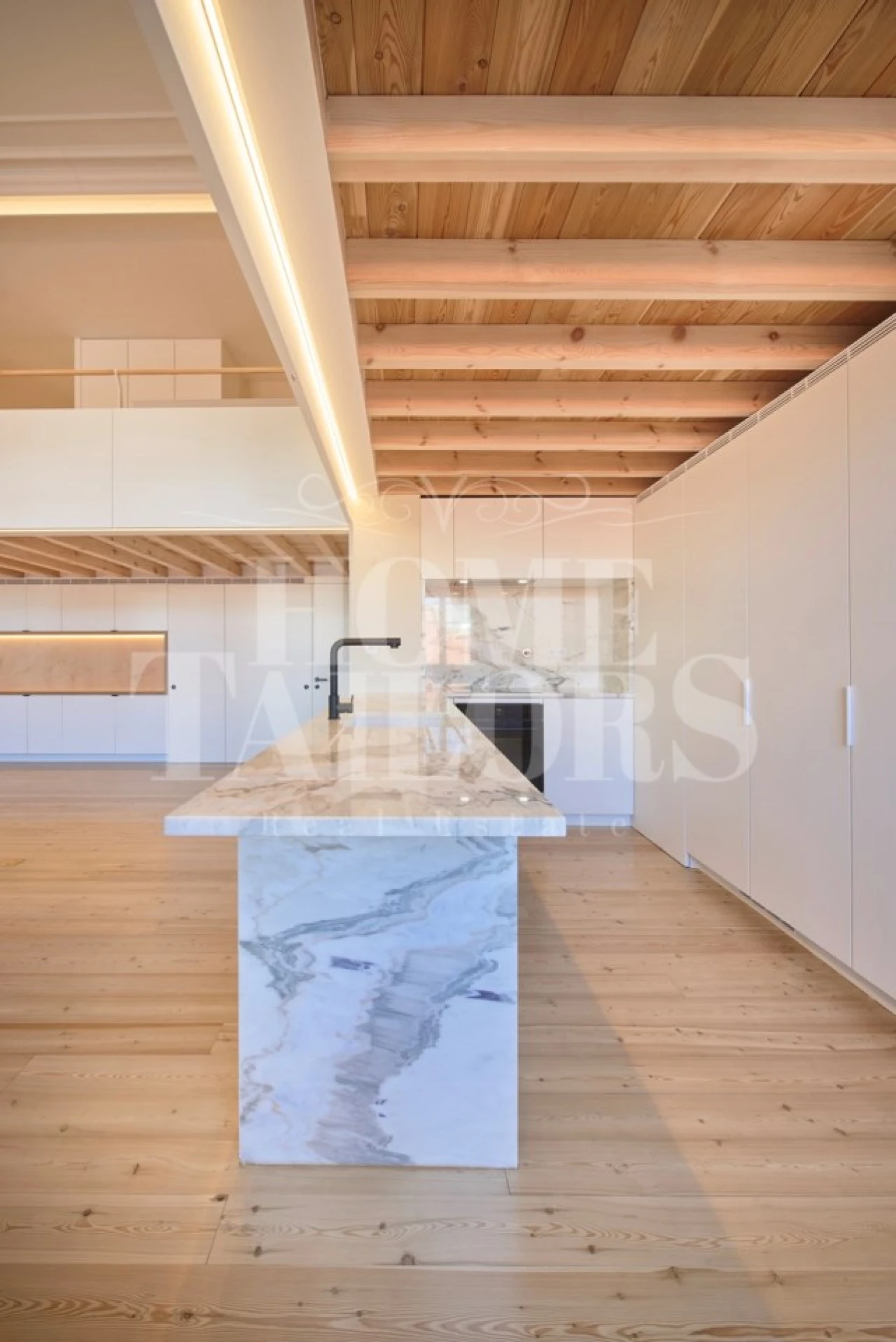 Apartamento T2 para Venda em Santo António Foto 33