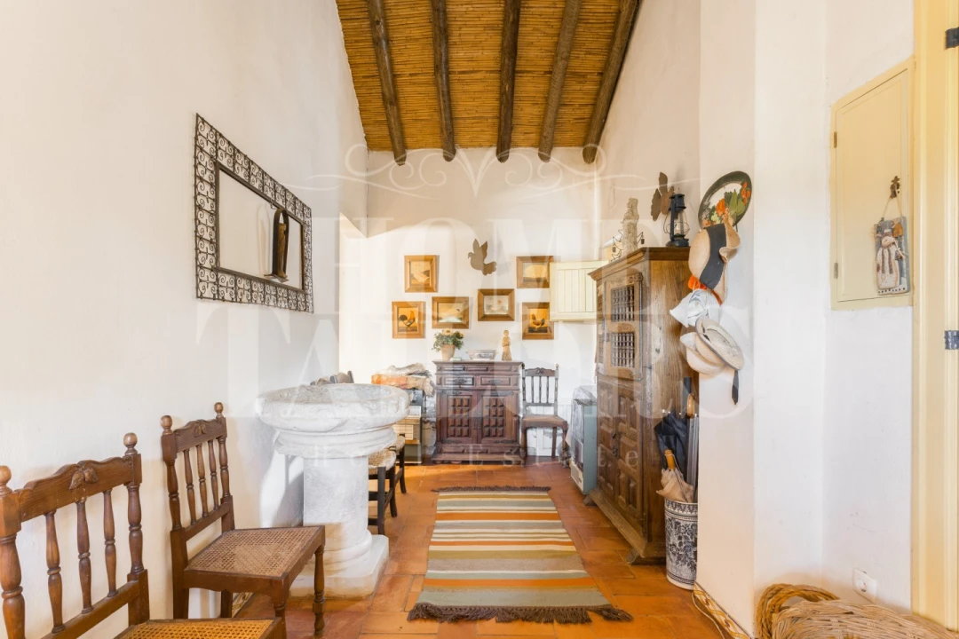 Moradia T5 para Venda em Aveiras de Baixo Foto 4